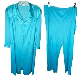 Vintage Vanity Fair Pajama Set‎